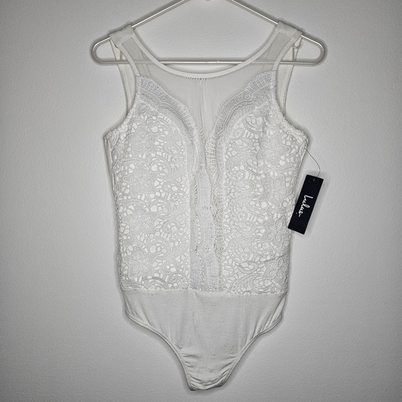 Lulus Cali Cantina White Lace Bodysuit Sz L - Picture 2 of 16